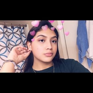 Meet your Posher, Daniela